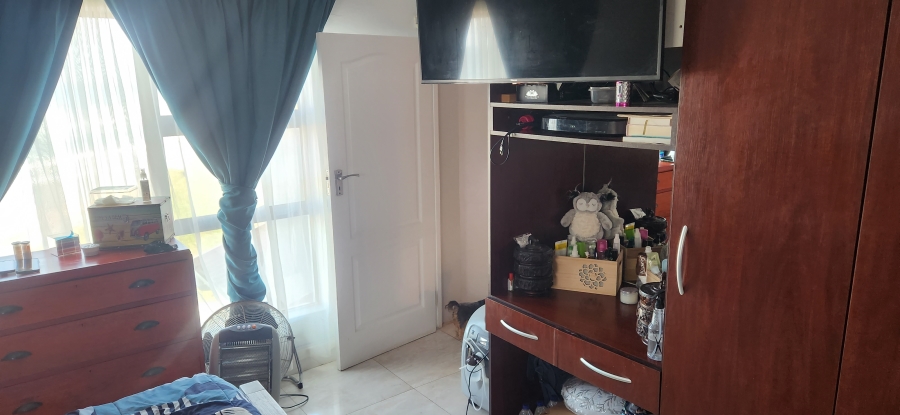 4 Bedroom Property for Sale in Dana Bay Western Cape